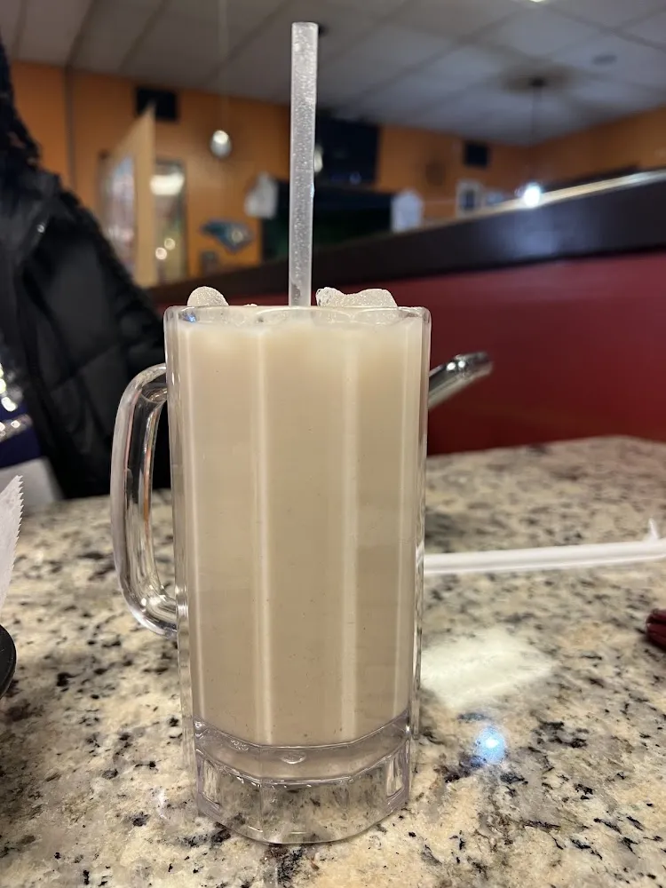 Horchata 36 Oz Large Cup Contains Nuts